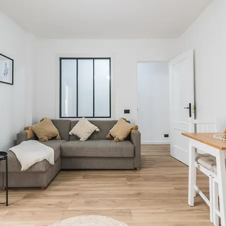 Home2book Stylish & Bright Bakea Daire Ingenio