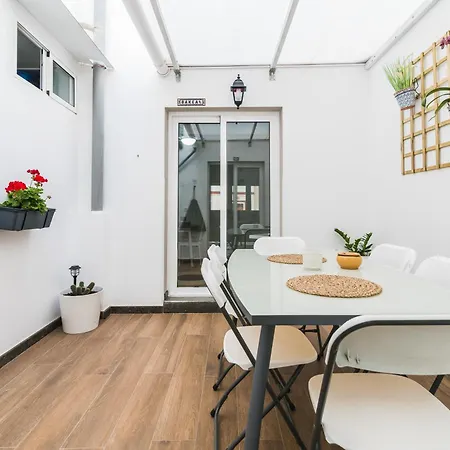 Home2book Stylish & Bright Bakea * Ingenio